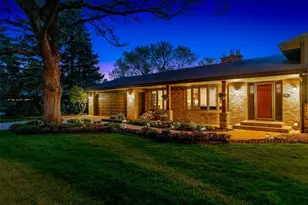 9885 Oak Shore Dr, Lakeville, MN 55044 - Photo 2