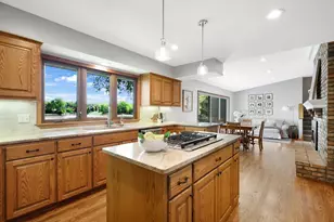 9885 Oak Shore Dr, Lakeville, MN 55044 - Photo 20