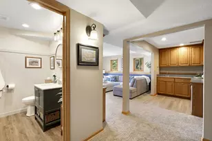 9885 Oak Shore Dr, Lakeville, MN 55044 - Photo 30