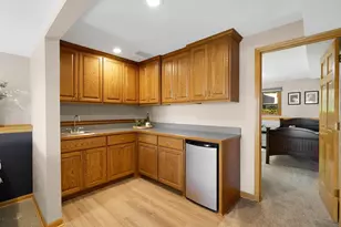 9885 Oak Shore Dr, Lakeville, MN 55044 - Photo 32