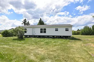 319 3rd Ave SW, Baudette, MN 56623 - Photo 1