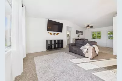 2210 Green Drive, Faribault, MN 55021 - Photo 8