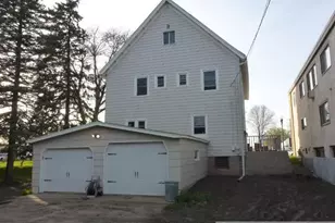 2506 7th Ave E, North Saint Paul, MN 55109 - Photo 2