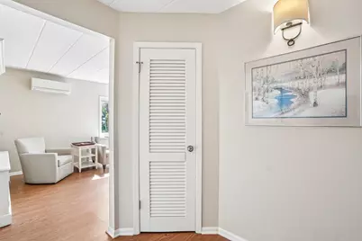 4236 Upton Avenue S #202, Minneapolis, MN 55410 - Photo 6