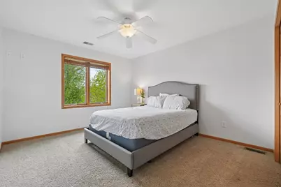9595 Dunes Avenue, Cottage Grove, MN 55016 - Photo 32