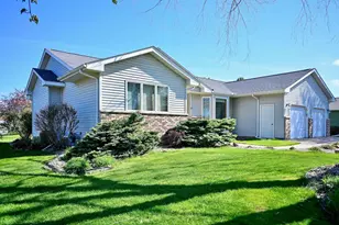 130 Benson Dr, Lewiston, MN 55952 - Photo 2