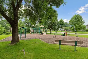 3170 Queensland Ln N, Plymouth, MN 55447 - Photo 44