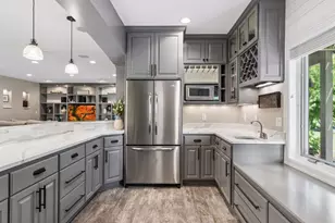 7638 Ridgeview Way, Chanhassen, MN 55317 - Photo 26
