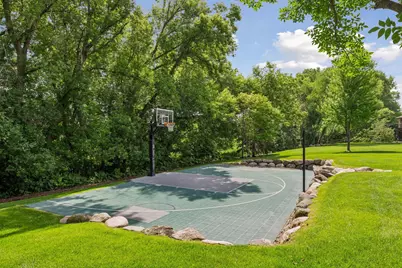 7638 Ridgeview Way, Chanhassen, MN 55317 - Photo 34