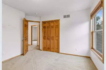 2719 Longacres Drive, Chanhassen, MN 55317 - Photo 48