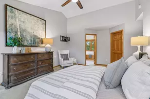2719 Longacres Dr, Chanhassen, MN 55317 - Photo 34