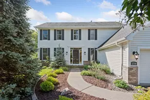 2719 Longacres Dr, Chanhassen, MN 55317 - Photo 2