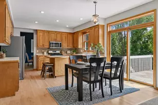 2719 Longacres Dr, Chanhassen, MN 55317 - Photo 30