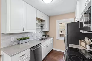 7525 Brunswick Ave N, Brooklyn Park, MN 55443 - Photo 8
