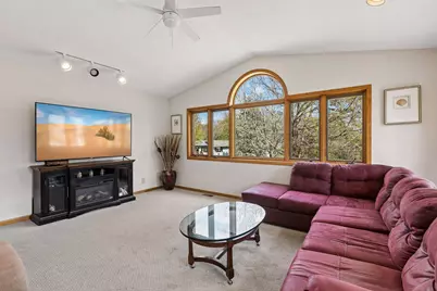 6766 Cottonwood Lane N, Maple Grove, MN 55369 - Photo 20