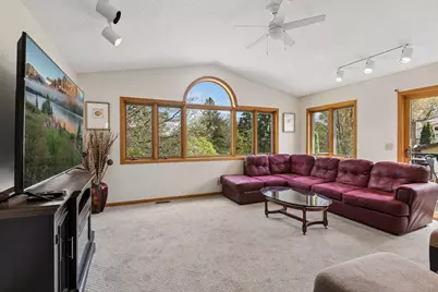 6766 Cottonwood Lane N, Maple Grove, MN 55369 - Photo 18