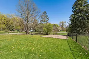 6766 Cottonwood Ln N, Maple Grove, MN 55369 - Photo 44