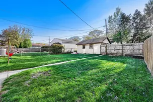 3739 Vincent Ave N, Minneapolis, MN 55412 - Photo 16