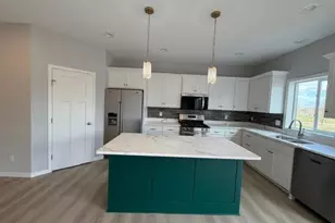 981 45th Ave NE, Saint Cloud, MN 56304 - Photo 6