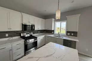 981 45th Ave NE, Saint Cloud, MN 56304 - Photo 14
