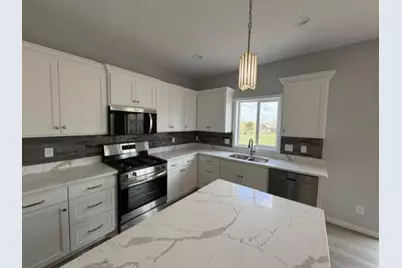 981 45th Avenue NE, Saint Cloud, MN 56304 - Photo 14