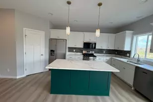 981 45th Ave NE, Saint Cloud, MN 56304 - Photo 8