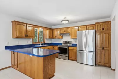 1072 Buck Ridge, Hudson, WI 54016 - Photo 4