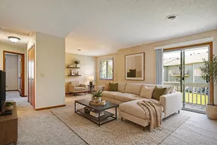 6240 Magda Dr, Maple Grove, MN 55369 - Photo 10
