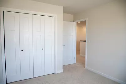 4800 Decorah Way S, Fargo, ND 58104 - Photo 16