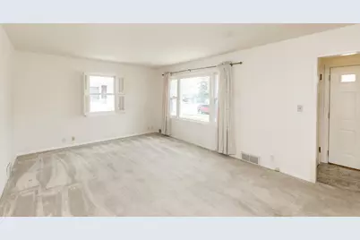 69 18th Avenue N, Fargo, ND 58102 - Photo 6