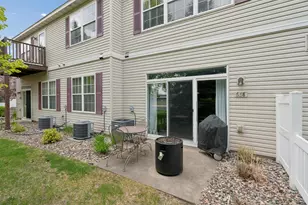 668 Cobblestone Way, Shakopee, MN 55379 - Photo 24
