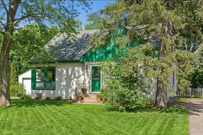 711 Grandview Avenue W, Roseville, MN 55113 - Photo 16