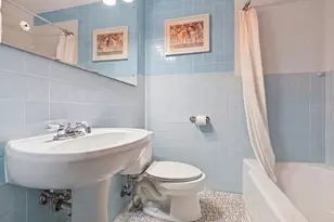 711 Grandview Ave W, Roseville, MN 55113 - Photo 10