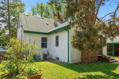 711 Grandview Avenue W, Roseville, MN 55113 - Photo 26