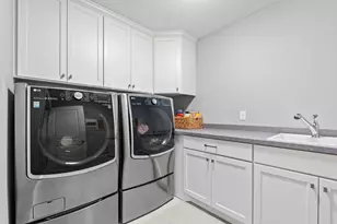 5275 Ranchview Ln N, Plymouth, MN 55446 - Photo 22