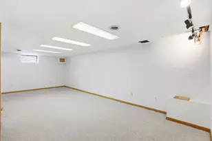 364 Meadow Ln, Woodbury, MN 55125 - Photo 30