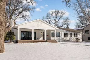 524 Mississippi River Blvd S, Saint Paul, MN 55116 - Photo 1