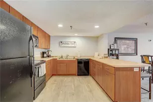 1321 Lake Dr W, Chanhassen, MN 55317 - Photo 16