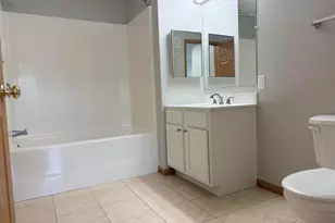 1321 Lake Dr W, Chanhassen, MN 55317 - Photo 24