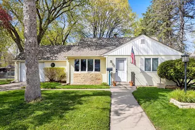 2099 Lacrosse Avenue, Saint Paul, MN 55119 - Photo 2