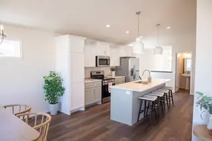 6794 Meadow View Dr S, Fargo, ND 58104 - Photo 4