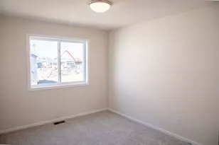6794 Meadow View Dr S, Fargo, ND 58104 - Photo 22