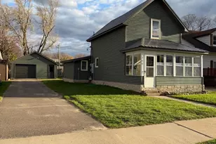 209 3rd St NE, Aitkin, MN 56431 - Photo 2