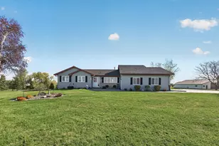 9546 E 280th St, Webster, MN 55088 - Photo 2