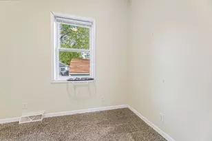 975 W 2nd St, Winona, MN 55987 - Photo 14