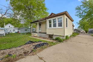 975 W 2nd St, Winona, MN 55987 - Photo 18