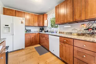 64 W 18th St, Cochrane, WI 54622 - Photo 8