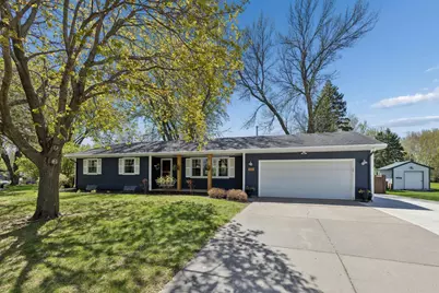 320 4th Street NE, Mayer, MN 55360 - Photo 2