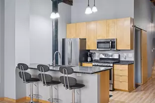 406 Wacouta St, Saint Paul, MN 55101 - Photo 16