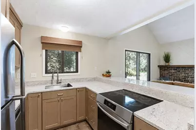 11594 Carriage Court, Eden Prairie, MN 55344 - Photo 12